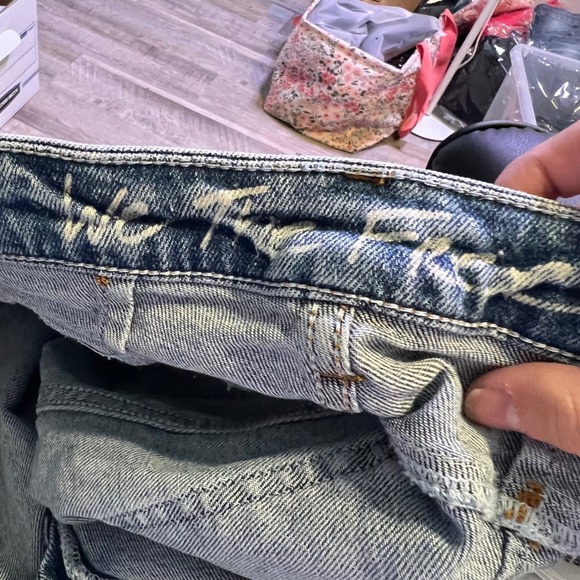 Free People Cutoff Denim Shorts Light Wash Button‎ Fly Raw Hem Womens Size 25 - Picture 3 of 7